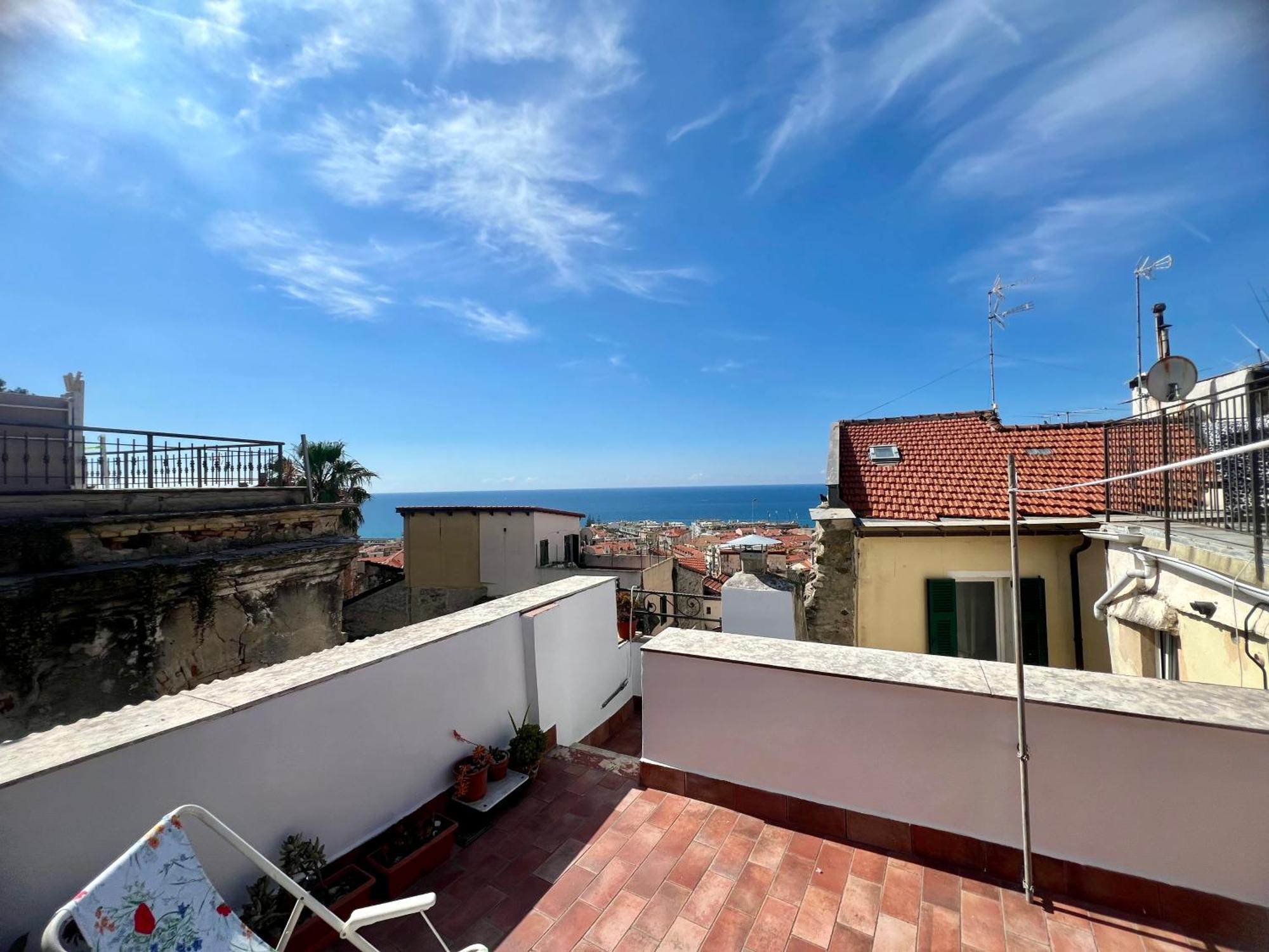 Suite Terrace In Pigna - Санремо Экстерьер фото